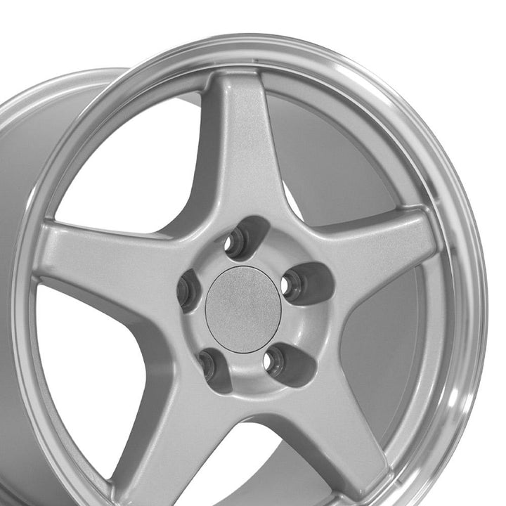 CV01 17x9.5 Silver with Machined Lip WHEELS