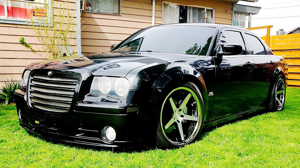 22" Ferrada Wheels FR3 Black Machined with Chrome Lip Rims