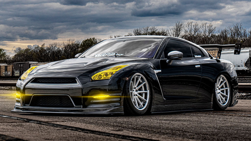 22" Ferrada Wheels FR4 Silver Machined with Chrome Lip Rims