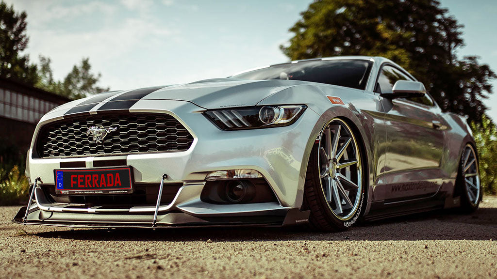 22" Ferrada Wheels FR4 Silver Machined with Chrome Lip Rims
