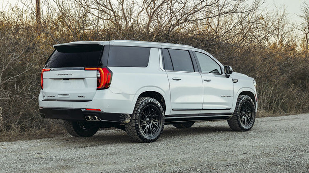 24" Fuel Wheels FC405 Dynamo Matte Black with Gloss Black Lip Off-Road Fusion Forged Rims