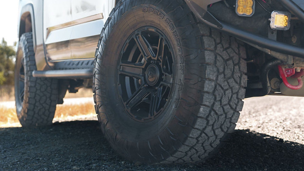 17" Fuel Wheels FC892 Gambit Matte Black Off-Road Flow Formed Rims
