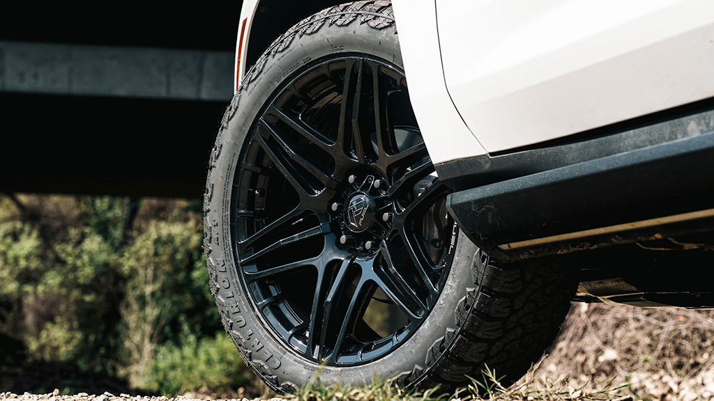 20" Fuel Wheels FC909 Weapon Gloss Black Off-Road Flow Formed Rims